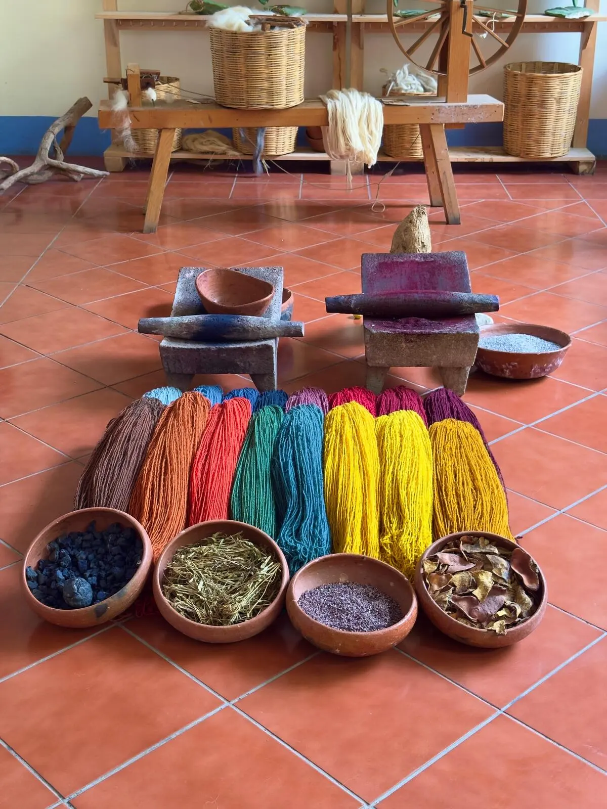 Tour privado en Oaxaca - Lana teñida con tintes naturales